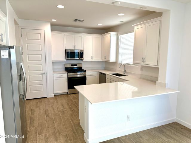 3321 S PRIMROSE --, Mesa, AZ 85212