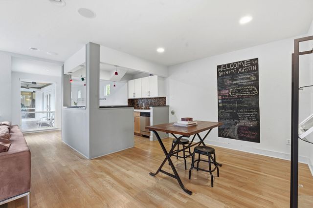 616 W Monroe ST, Austin, TX 78704