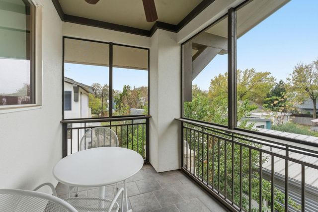 616 W Monroe ST, Austin, TX 78704