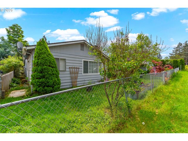 3709 M St, Vancouver, WA 98663
