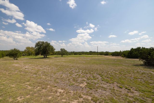 17787 Fm 963, Bertram, TX 78605