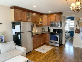 65 W Broadway 7B, Long Beach, NY 11561