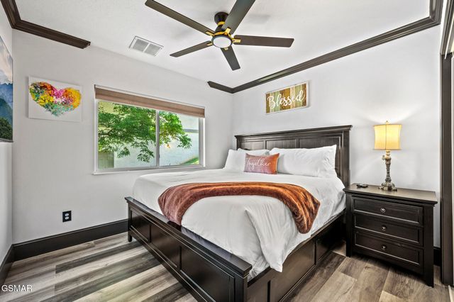 450 Maggie Mack Lane, Sevierville, TN 37862