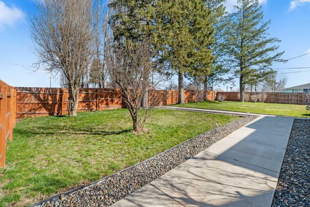 1645 E Idaho St, Palouse, WA 99161