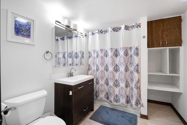 1645 E Idaho St, Palouse, WA 99161