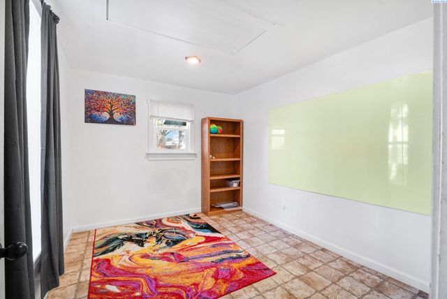 1645 E Idaho St, Palouse, WA 99161