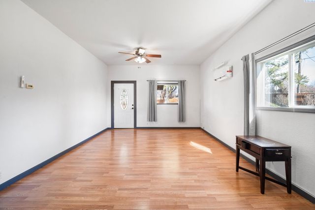 1645 E Idaho St, Palouse, WA 99161