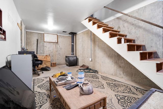 1645 E Idaho St, Palouse, WA 99161