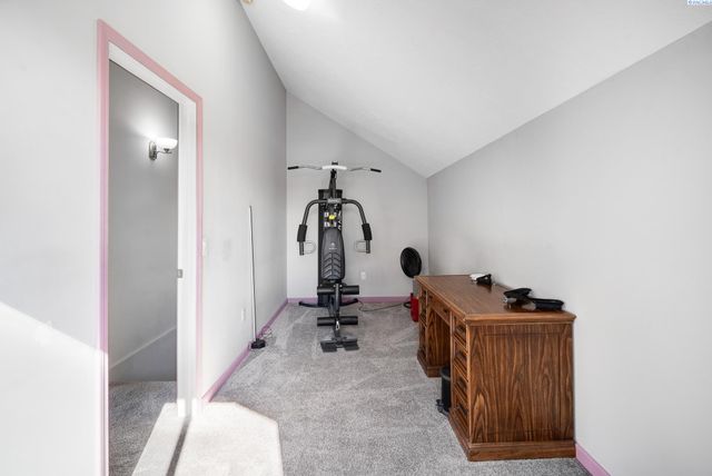 1645 E Idaho St, Palouse, WA 99161