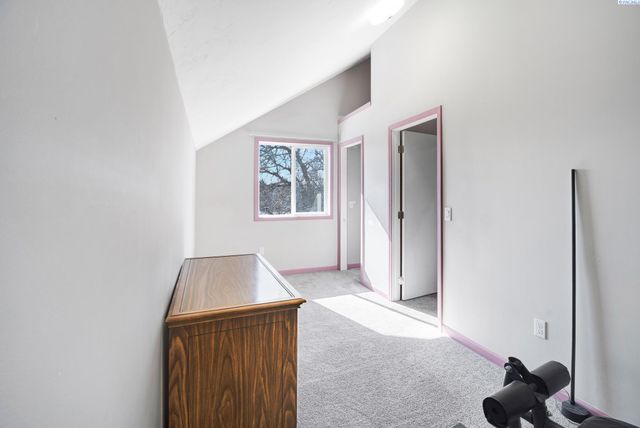 1645 E Idaho St, Palouse, WA 99161