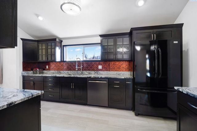 1645 E Idaho St, Palouse, WA 99161