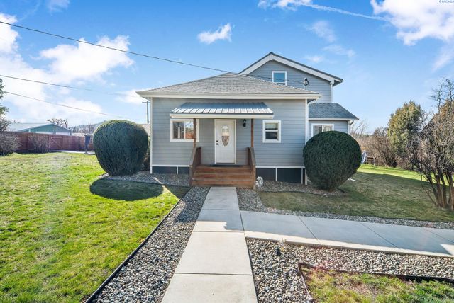 1645 E Idaho St, Palouse, WA 99161