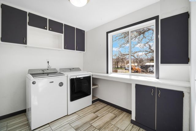 1645 E Idaho St, Palouse, WA 99161