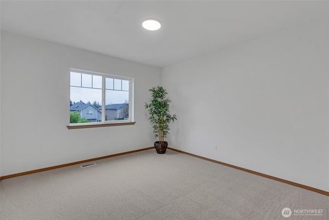 17910 Panorama Boulevard E, Bonney Lake, WA 98391