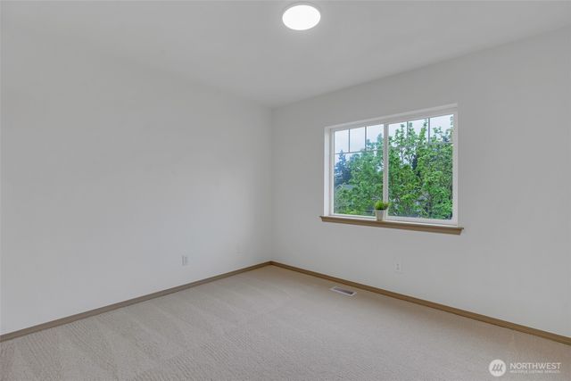 17910 Panorama Boulevard E, Bonney Lake, WA 98391