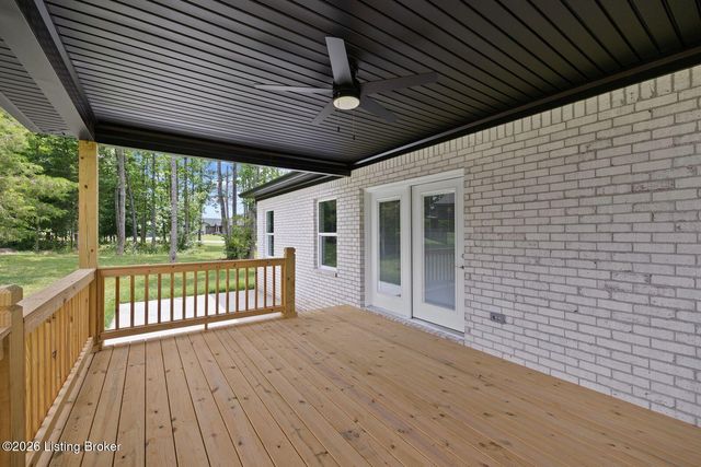 116 Wooded Glen Dr, Mt Washington, KY 40047