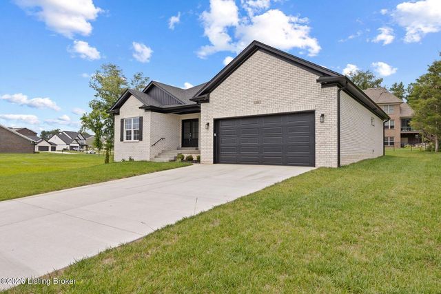 116 Wooded Glen Dr, Mt Washington, KY 40047