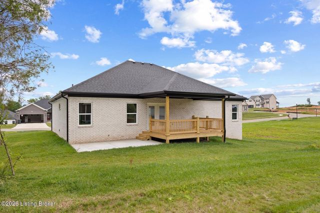 116 Wooded Glen Dr, Mt Washington, KY 40047