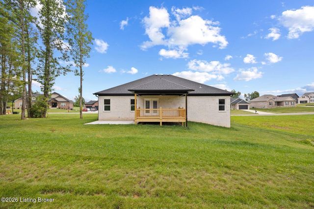 116 Wooded Glen Dr, Mt Washington, KY 40047