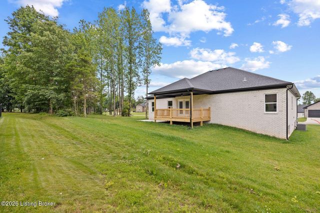 116 Wooded Glen Dr, Mt Washington, KY 40047