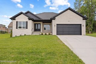 116 Wooded Glen Dr, Mt Washington, KY 40047