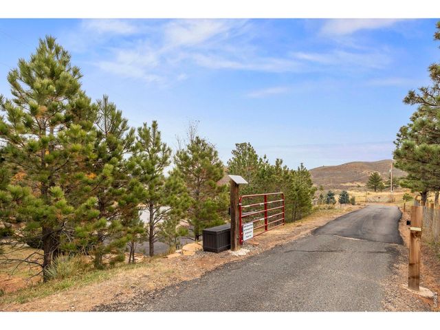 8609 Ranch Rd, Loveland, CO 80537