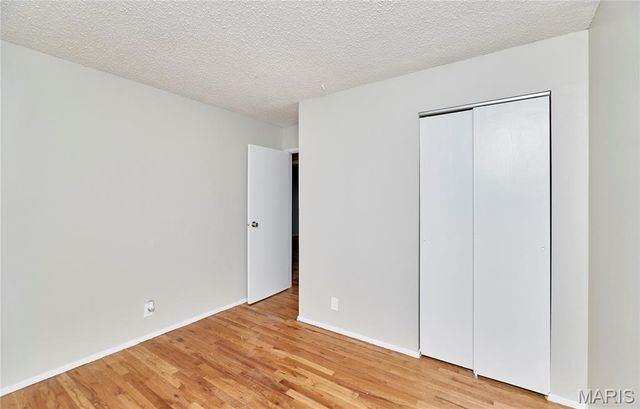 2551 Hedgerow Drive, Florissant, MO 63031