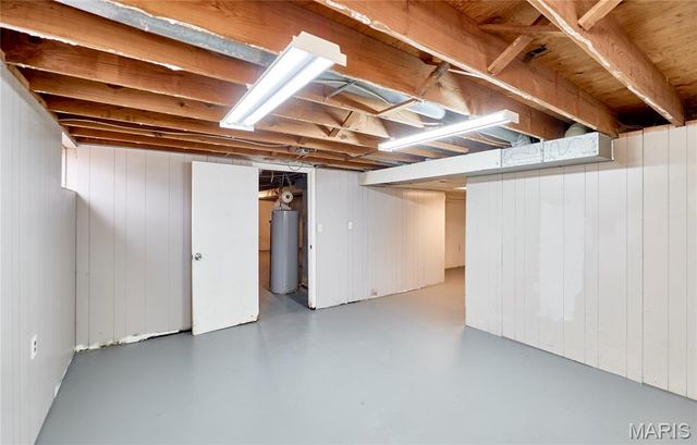 2551 Hedgerow Drive, Florissant, MO 63031