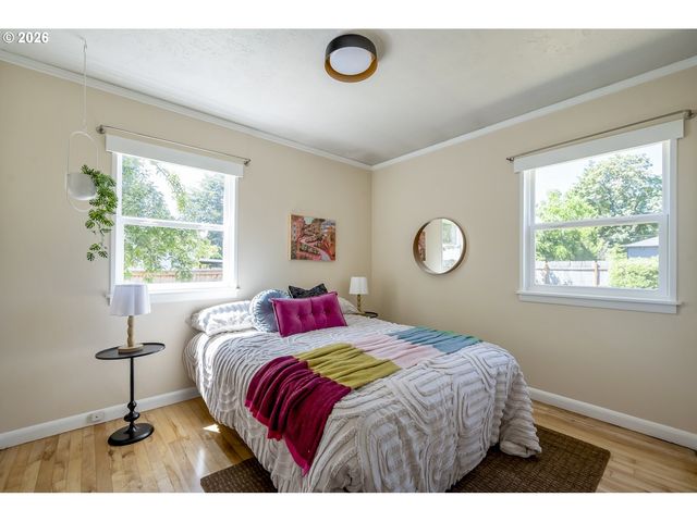 10625 Ne TILLAMOOK St, Portland, OR 97220