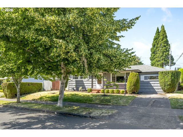 10625 Ne TILLAMOOK St, Portland, OR 97220