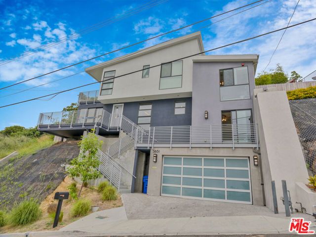 3861 W Point Drive, Los Angeles, CA 90065