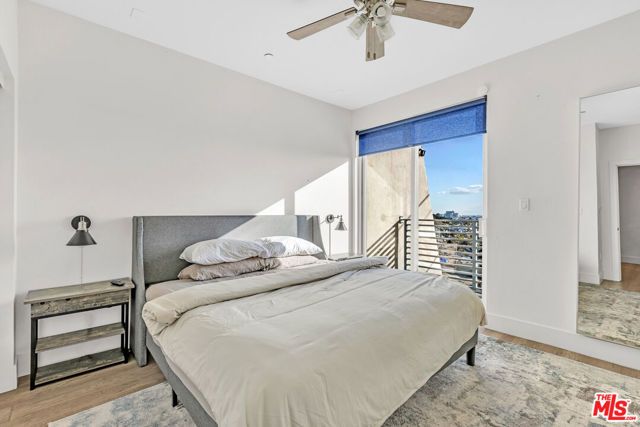 3861 W Point Drive, Los Angeles, CA 90065