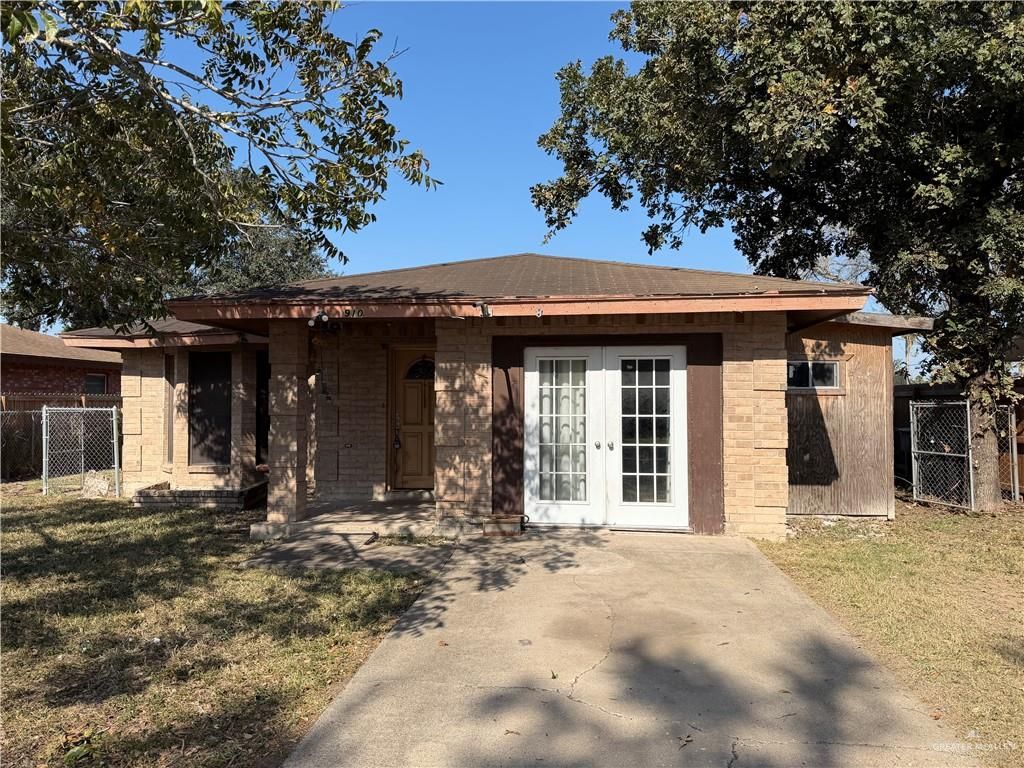 910 W 12th Street, San Juan, TX 78589