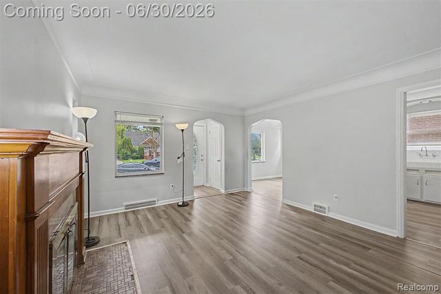 10883 Balfour Road, Detroit, MI 48224