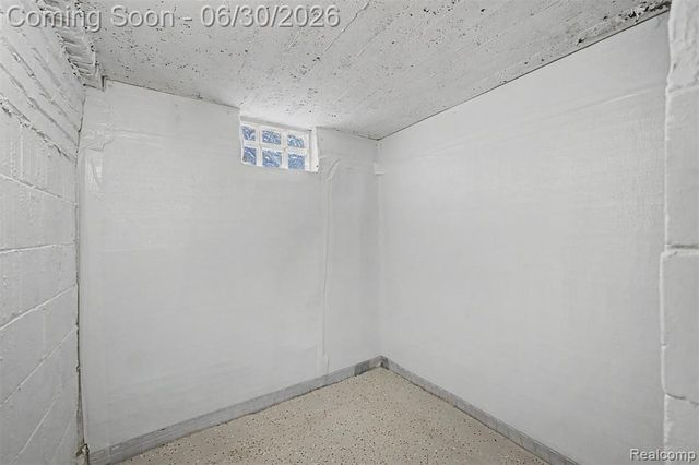 10883 Balfour Road, Detroit, MI 48224