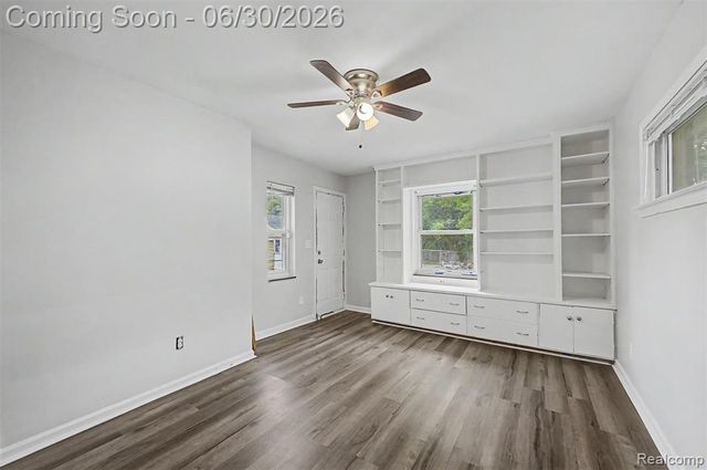 10883 Balfour Road, Detroit, MI 48224