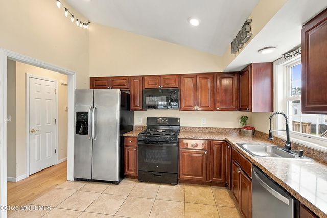 242 Point Pleasant Avenue, Bayville, NJ 08721