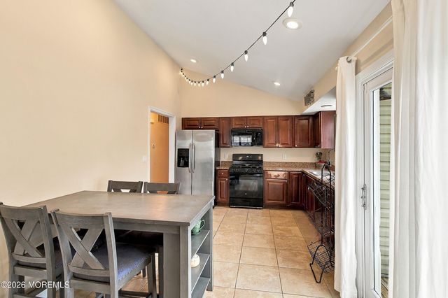 242 Point Pleasant Avenue, Bayville, NJ 08721