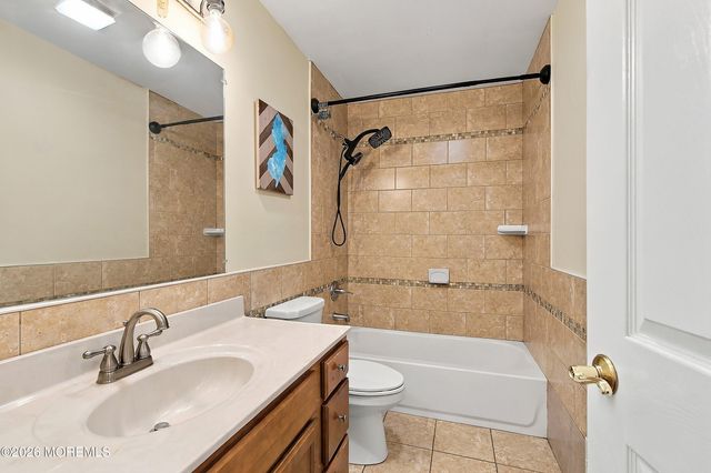 242 Point Pleasant Avenue, Bayville, NJ 08721