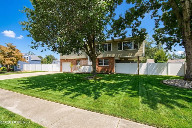 242 Point Pleasant Avenue, Bayville, NJ 08721