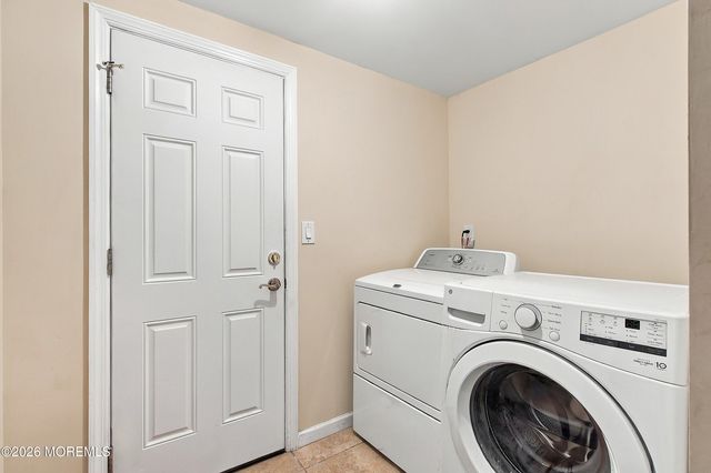 242 Point Pleasant Avenue, Bayville, NJ 08721