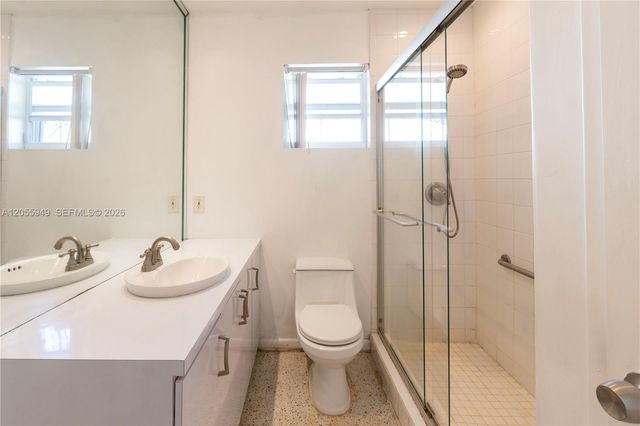 565 NE 160th Terrace, Miami, FL 33162