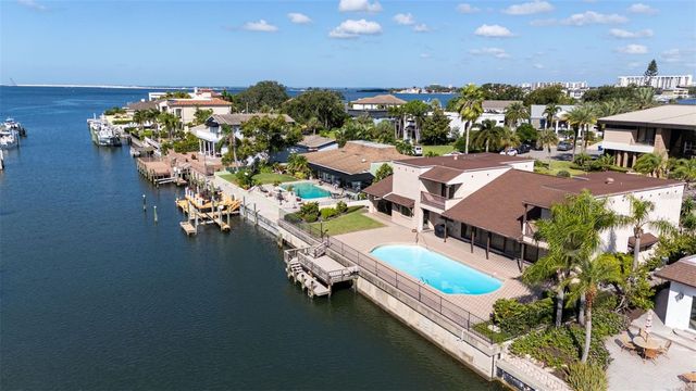 4922 W BAY WAY PLACE, Tampa, FL 33629