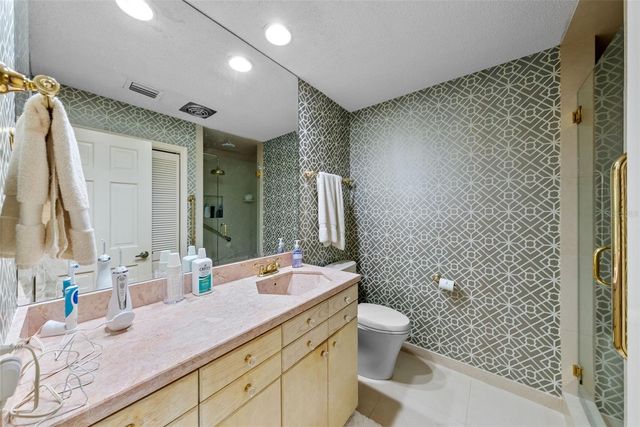 4922 W BAY WAY PLACE, Tampa, FL 33629