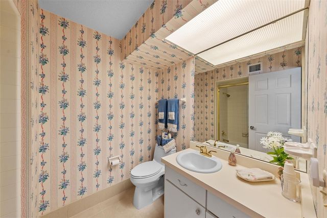 4922 W BAY WAY PLACE, Tampa, FL 33629