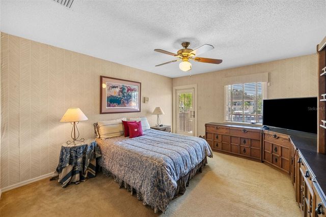 4922 W BAY WAY PLACE, Tampa, FL 33629