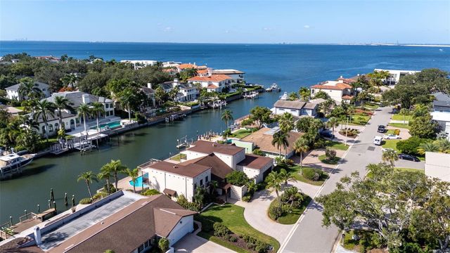 4922 W BAY WAY PLACE, Tampa, FL 33629