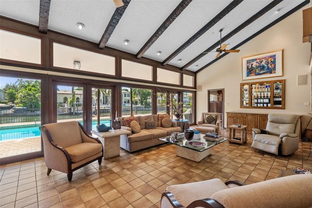 4922 W BAY WAY PLACE, Tampa, FL 33629