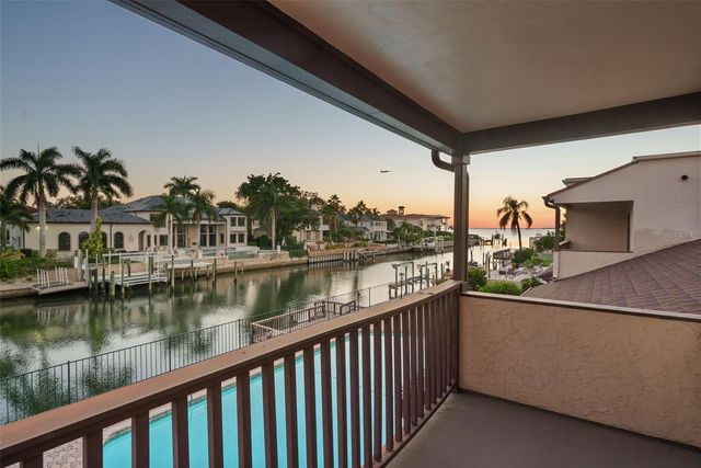 4922 W BAY WAY PLACE, Tampa, FL 33629