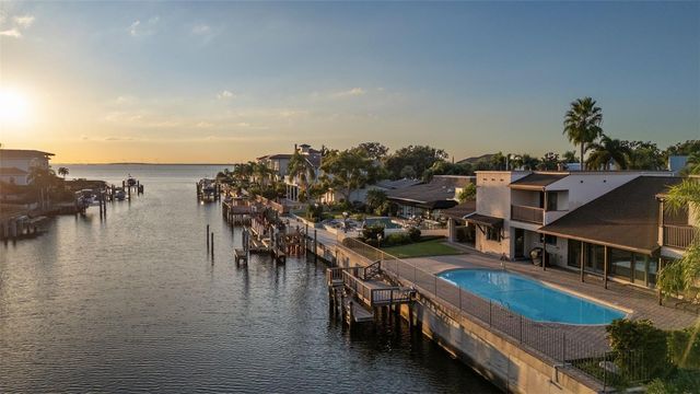 4922 W BAY WAY PLACE, Tampa, FL 33629